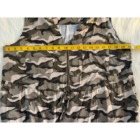 TORRID SLEEVELESS ZIP-FRONT SHIRT DRESS - STRETCH CHALLIS CAMO (Sz 0) - Picture 5 of 8
